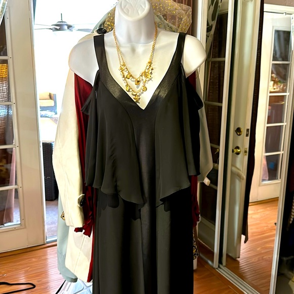 Long black dressy dress - tuxedo stripe down the front with sheer sleeve - cute - Picture 1 of 3